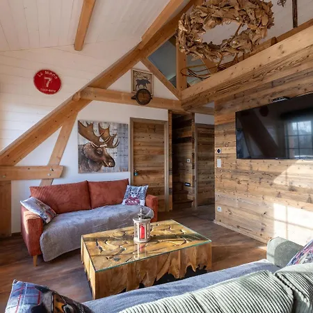 Дом отдыха Gite Montagnard A 2 Pas De Бес-э-Сент-Анастез