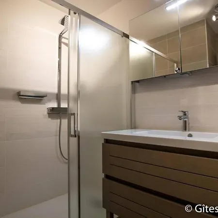 Сasa de vacaciones Gite Montagnard A 2 Pas De Besse-et-Saint-Anastaise